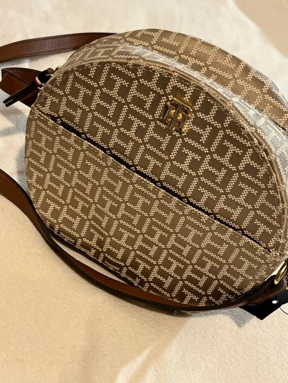 Tommy Hilfiger Beige Monogram Round Crossbody with Brown Strap - Picture 4 of 10